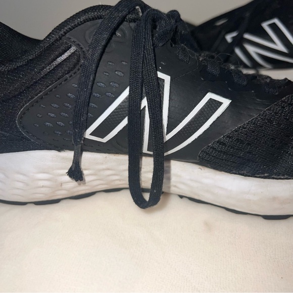 New Balance 520 Running Shoes – Black/White – Women’s Size 6.5 - Picture 9 of 13